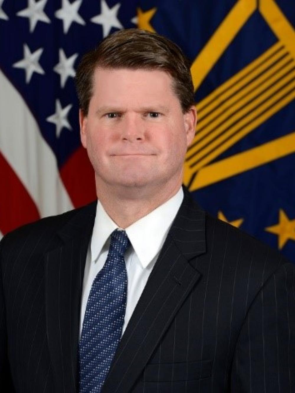 Randall Schriver headshot